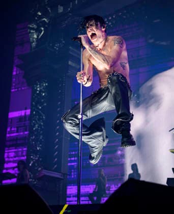 Yungblud performing live as part of his Idols - The World Tour at the OVO Hydro, Glasgow, Scotland, UK, 20 April 2026. Yungblud performing live at the OVO Hydro, Glasgow, Scotland, UK, 20 April 2026, Credit:Duncan Bryceland Avalon UK, Scotland, Glasgow, OVO Hydro, Glasgow, Scotland, UK Copyright: xDuncanxBrycelandx xAvalonx 1093247704