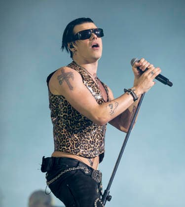 Yungblud performing live as part of his Idols - The World Tour at the OVO Hydro, Glasgow, Scotland, UK, 20 April 2026. Yungblud performing live at the OVO Hydro, Glasgow, Scotland, UK, 20 April 2026, Credit:Duncan Bryceland Avalon UK, Scotland, Glasgow, OVO Hydro, Glasgow, Scotland, UK Copyright: xDuncanxBrycelandx xAvalonx 1093247791