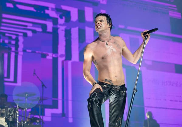 Yungblud performing live as part of his Idols - The World Tour at the OVO Hydro, Glasgow, Scotland, UK, 20 April 2026. Yungblud performing live at the OVO Hydro, Glasgow, Scotland, UK, 20 April 2026, Credit:Duncan Bryceland Avalon UK, Scotland, Glasgow, OVO Hydro, Glasgow, Scotland, UK Copyright: xDuncanxBrycelandx xAvalonx 1093247864