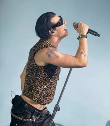 Yungblud performing live as part of his Idols - The World Tour at the OVO Hydro, Glasgow, Scotland, UK, 20 April 2026. Yungblud performing live at the OVO Hydro, Glasgow, Scotland, UK, 20 April 2026, Credit:Duncan Bryceland Avalon UK, Scotland, Glasgow, OVO Hydro, Glasgow, Scotland, UK Copyright: xDuncanxBrycelandx xAvalonx 1093248069