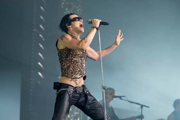 Yungblud performing live as part of his Idols - The World Tour at the OVO Hydro, Glasgow, Scotland, UK, 20 April 2026. Yungblud performing live at the OVO Hydro, Glasgow, Scotland, UK, 20 April 2026, Credit:Duncan Bryceland Avalon UK, Scotland, Glasgow, OVO Hydro, Glasgow, Scotland, UK Copyright: xDuncanxBrycelandx xAvalonx 1093248198