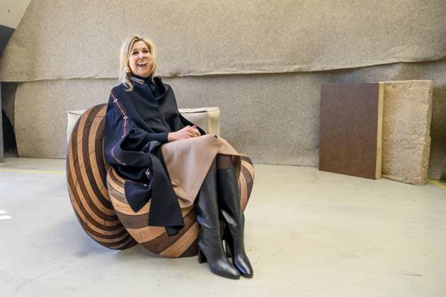 Arnhem, The Netherlands, 2026-04-21 14:03:58 ARNHEM, 21-04-2026, Cleantech Park. Queen Maxima visits Cleantech Park Arnhem. Arnhem has been named SME City 2026 by the business association MKB-Nederland. Every year, MKB-Nederland awards this title to a city or region that demonstrates it stands alongside entrepreneurs, actively works towards an attractive business climate, supports collaboration with entrepreneurs, and offers space for innovation, growth, and networking. PHOTO: NLBeeld Patrick van Emst. In the photo: Queen Maxima takes a seat on a circular design chair by Joris Laarman. Credit: NL Beeld Patrick van Emst Copyright: xx x