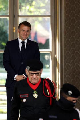 Decoration Ceremony For The Police Forces Who Intervened At The Bataclan - Paris France s President, Emmanuel Macron decorates police officers after awarding them during a ceremony to honour the police officers who intervened in the Bataclan concert hall on November 13, 2015 s attacks, at the Elysee Palace in Paris, on April 21, 2026. ? Stephane Lemouton SIPA LEMOUTONSTEPHANE_260421A044 Credit:Stephane Lemouton SIPA 2604211425 Photo by Stephane Lemouton Pool ABACAPRESS.COM Paris France  Copyright: xLemoutonxStephane Pool ABACAx