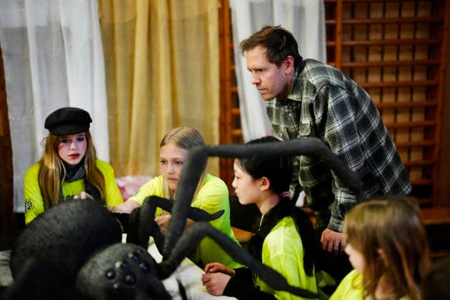 GÖTEBORG, SWEDEN 20260420 Formula 1 World Champion Sebastian Vettel visits Lilla Samskolan where students will show their environmental work Sebastian Vettel is in Gothenburg to receive The Perfect World Foundation Award GÖTEBORG SWEDEN x9200x  Copyright: xBjörnxLarssonxRosvall TTx SEBASTIAN VETTEL 9ZX-ioigFzk