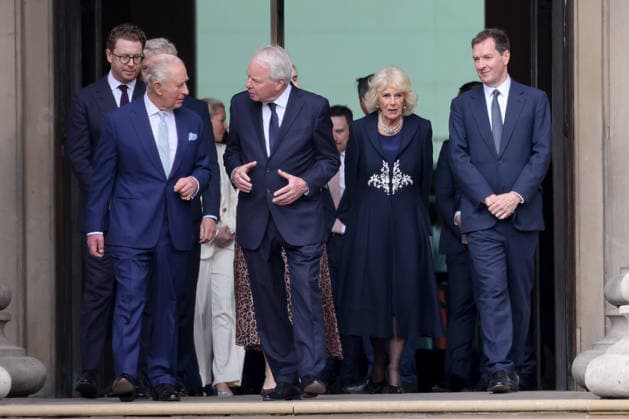 April 21, 2026, London, London, UK: London, UK. King Charles III and Queen Camilla depart the British Museum in London after viewing design recommendations, the final design and other elements of the national memorial to the late Queen Elizabeth II, marking the 100th anniversary of her birth. London UK  - ZUMAl94_ 20260421_zaf_l94_029 Copyright: xDinendraxHariax