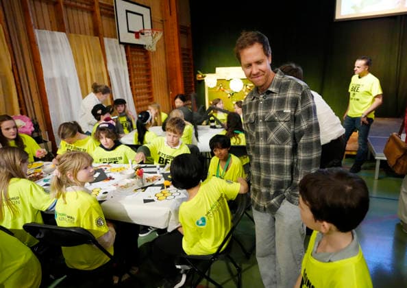 GÖTEBORG, SWEDEN 20260420 Formula 1 World Champion Sebastian Vettel visits Lilla Samskolan where students will show their environmental work Sebastian Vettel is in Gothenburg to receive The Perfect World Foundation Award GÖTEBORG SWEDEN x9200x  Copyright: xBjörnxLarssonxRosvall TTx SEBASTIAN VETTEL 2wCNms2La44