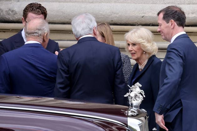 April 21, 2026, London, London, UK: London, UK. King Charles III and Queen Camilla depart the British Museum in London after viewing design recommendations, the final design and other elements of the national memorial to the late Queen Elizabeth II, marking the 100th anniversary of her birth. London UK  - ZUMAl94_ 20260421_zaf_l94_033 Copyright: xDinendraxHariax