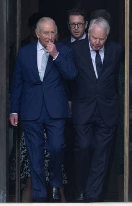 April 21, 2026, London, England, United Kingdom: King CHARLES III is seen with the Chair of the Queen Elizabeth Memorial Committee ROBIN JARVIN after a visit to the British Museum to view the final design for the Queen Elizabeth Memorial. London United Kingdom  - ZUMAs262 20260421_zip_s262_013 Copyright: xTayfunxSalcix