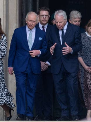April 21, 2026, London, England, United Kingdom: King CHARLES III is seen with the Chair of the Queen Elizabeth Memorial Committee ROBIN JARVIN after a visit to the British Museum to view the final design for the Queen Elizabeth Memorial. London United Kingdom  - ZUMAs262 20260421_zip_s262_011 Copyright: xTayfunxSalcix
