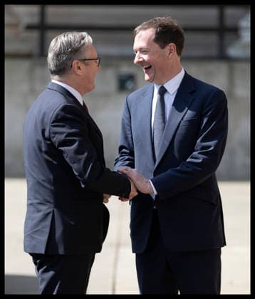 . 21 04 2026. London, United Kingdom. UK Prime Minister Keir Starmer with George Osborne as he arrives at the British Museum in London to view design recommendations for The Queen Elizabeth Memorial, on the 100th anniversary of the birth of Queen Elizabeth II.  xStephenxLockx xi-Imagesx IIM-26717-0035