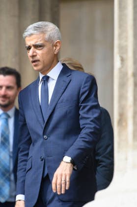 Royals Visit British Museum, London, UK to Mark Queen Elizabeth II s 100th Birthday - Tuesday 21 April 2026 Mayor of London Sadiq Khan at British Museum in London, England, UK on Tuesday 21 April, 2026 to mark Queen Elizabeth II s 100th Birthday., Credit:Justin Ng Avalon UK, England, London, British Museum  Copyright: xJustinxNgx xAvalonx 1093312948