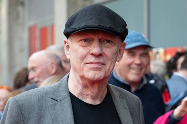 Director Christoph RUETER, Rüter, portrait, portrait, single image, cropped single motif, red carpet, red carpet show, arrival, arrival, film premiere Vier von hier, 21 04 2026, at the Lichtburg in Essen,