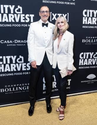 April 21, 2026, Bronx, New York, USA: Dan Benton and Becca Parrish attend as City Harvest presents the 2026 Gala: Shaken, Not Stirred at Cipriani 42nd Street in New York, NY on April 21,2026. Bronx USA  - ZUMAr339 20260421_znp_r339_028 Copyright: xLevxRadinx