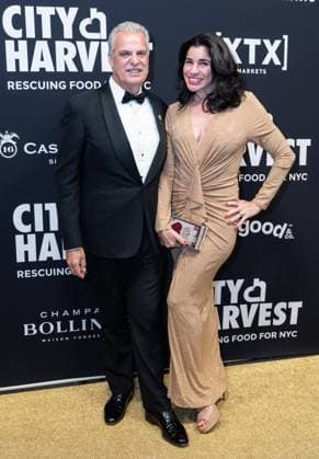 April 21, 2026, Bronx, New York, USA: Eric Ripert and Sandra Ripert attend as City Harvest presents the 2026 Gala: Shaken, Not Stirred at Cipriani 42nd Street in New York, NY on April 21,2026. Bronx USA  - ZUMAr339 20260421_znp_r339_034 Copyright: xLevxRadinx