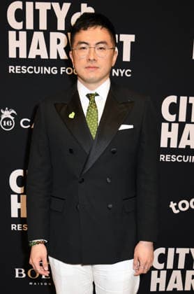 NEW YORK, NY APRIL 21 Bowen Yang at City Harvest Presents The 2026 Gala Shaken, Not Stirred on April 21, 2026 at Cipriani 42nd St in New York City Credit AdMedia New York City USA  - ZUMAa123 20260421_zaa_a123_031 Copyright: xJackxFyckex