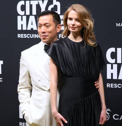 2026 City Harvest Gala - NYC Simon Kim attends the 2026 City Harvest Gala at the Cipriani restaurant in New York, NY on April 21, 2026. Photo by Charles Guerin ABACAPRESS.COM New York City NY United States  Copyright: xGuerinxCharles ABACAx