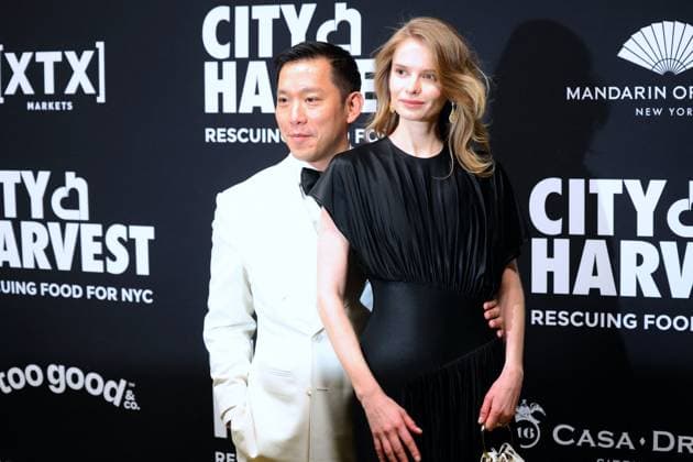 2026 City Harvest Gala - NYC Simon Kim attends the 2026 City Harvest Gala at the Cipriani restaurant in New York, NY on April 21, 2026. Photo by Charles Guerin ABACAPRESS.COM New York City NY United States  Copyright: xGuerinxCharles ABACAx
