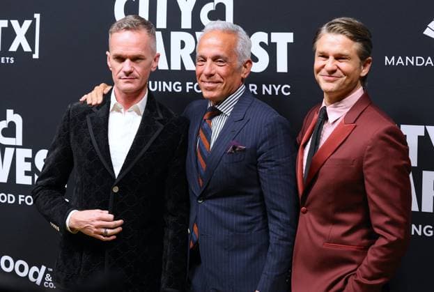 2026 City Harvest Gala - NYC Neil Patrick Harris, Geoffrey Zakarian and David Burtka attend the 2026 City Harvest Gala at the Cipriani restaurant in New York, NY on April 21, 2026. Photo by Charles Guerin ABACAPRESS.COM New York City NY United States  Copyright: xGuerinxCharles ABACAx