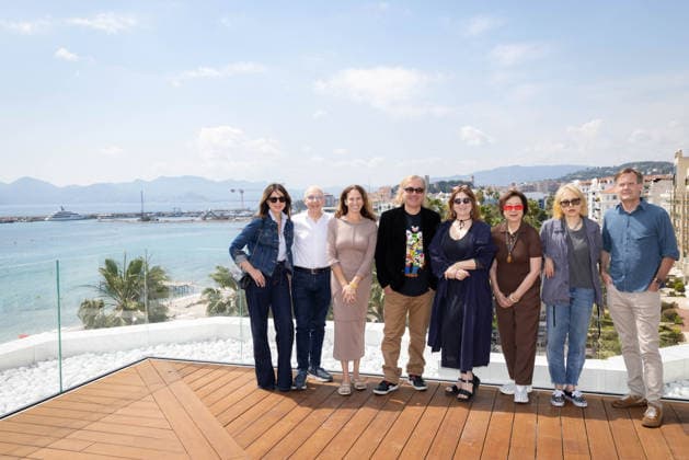 2nd World AI Film Festival - Photocall - Cannes Jury members Elsa Zylberstein, Serge Hayat, Joanna Popper, Reza Sixo Safai, President of the Jury Agnès Jaoui, Ruby Yang, Nam Na-young, Roberto Amoroso attend the photocall of the 2nd World AI Film Festival (WAIFF) at the Marriott hotel in Cannes. France on April 21, 2026. Photo by Shootpix ABACAPRESS.COM Cannes France  Copyright: xShootpix ABACAx
