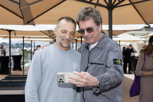 2nd World AI Film Festival - Photocall - Cannes Mathieu Kassovitz and Jean-Michel Jarre attend the photocall of the 2nd World AI Film Festival (WAIFF) at the Marriott hotel in Cannes. France on April 21, 2026. Photo by Shootpix ABACAPRESS.COM Cannes France  Copyright: xShootpix ABACAx