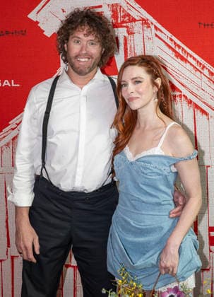 April 21, 2026, New York, New York, USA: T.J. MILLER and KATE MILLER attend the Animal Farm Premiere at Regal Theater in New York. 21 April 2026 New York USA  - ZUMAa265 20260421_zep_a265_007 Copyright: xEricxAcquayex