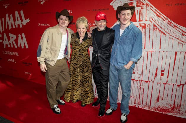 April 21, 2026, New York, New York, USA: LOUIS ASHBOURNE SERKIS, LORRAINE ASHBOURNE, ANDY SERKIS and SONNY ASHBOURNE SERKIS attend the Animal Farm Premiere at Regal Theater in New York. 21 April 2026 New York USA  - ZUMAa265 20260421_zep_a265_051 Copyright: xEricxAcquayex