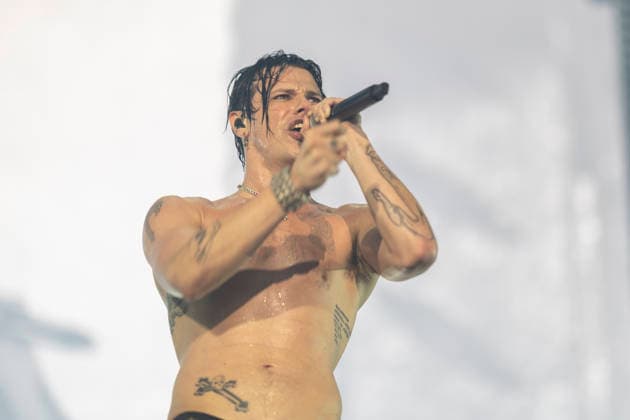Yungblud performs live at Utilita Arena in Newcastle, UK, 21 April 2026 Yungblud performs live at Utilita Arena in Newcastle, UK, 21 April 2026., Credit:David Wala Avalon England, Tyne and Wear, Newcastle upopn Tyne  Copyright: xDavidxWalax xAvalonx 1093405115