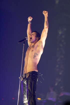 Yungblud performs live at Utilita Arena in Newcastle, UK, 21 April 2026 Yungblud performs live at Utilita Arena in Newcastle, UK, 21 April 2026., Credit:David Wala Avalon England, Tyne and Wear, Newcastle upopn Tyne  Copyright: xDavidxWalax xAvalonx 1093405140