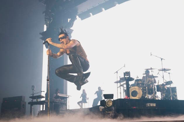 Yungblud performs live at Utilita Arena in Newcastle, UK, 21 April 2026 Yungblud performs live at Utilita Arena in Newcastle, UK, 21 April 2026., Credit:David Wala Avalon England, Tyne and Wear, Newcastle upopn Tyne  Copyright: xDavidxWalax xAvalonx 1093405171