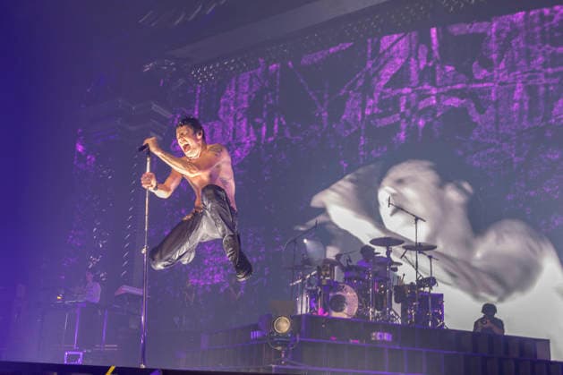 Yungblud performs live at Utilita Arena in Newcastle, UK, 21 April 2026 Yungblud performs live at Utilita Arena in Newcastle, UK, 21 April 2026., Credit:David Wala Avalon England, Tyne and Wear, Newcastle upopn Tyne  Copyright: xDavidxWalax xAvalonx 1093405286