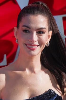 Anne Hathaway at the European premiere of the movie The Devil Wears Prada 2 The Devil Wears Prada 2 at Cineworld Leicester Square Vue West End London, 22 04 2026 Foto:xJ.xEdwardsx xFuturexImagex devil_6487