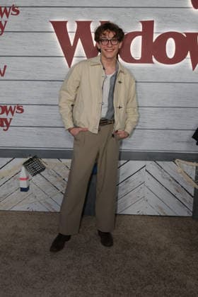 NEW YORK, NEW YORK - APRIL 22:Charles Flaherty Apple s Widow s Bay New York Premiere at Regal Union SKate O Flynn quare on April 22, 2026 in New York City. Credit: AdMedia USA  - ZUMAa123 20260422_zaa_a123_152 Copyright: xChrisxGonzalezx