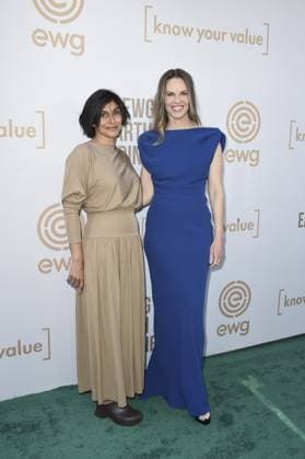 Shazi Visram, Hilary Swank at arrivals for The Environmental Working Group and Know Your Value Annual Earth Day Dinner, Skirball Cultural Center, Los Angeles, CA, April 22, 2026. Photo By: Elizabeth Goodenough Everett Collection The Environmental Working Group and Know Your Value Annual Earth Day Dinner PUBLICATIONXNOTxINxCANxCHNxFRAxITAxJPNxNORxPOLxRUSxESPxUKxUSA
