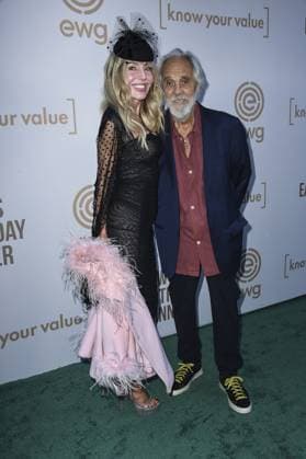 Tommy Chong, Shelby Chong at arrivals for The Environmental Working Group and Know Your Value Annual Earth Day Dinner, Skirball Cultural Center, Los Angeles, CA, April 22, 2026. Photo By: Elizabeth Goodenough Everett Collection The Environmental Working Group and Know Your Value Annual Earth Day Dinner PUBLICATIONXNOTxINxCANxCHNxFRAxITAxJPNxNORxPOLxRUSxESPxUKxUSA