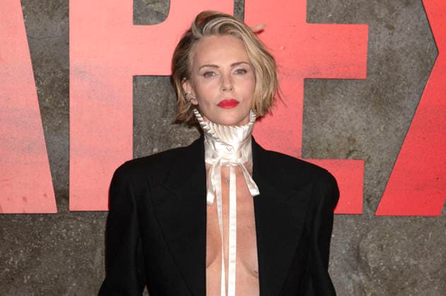 Charlize Theron at the premiere of the Netflix film Apex at the Paris Theatre New York, 22 04 2026 Foto:xB.xHinex xFuturexImagex apex_6434