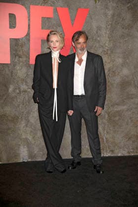 Charlize Theron and Baltasar Kormakur at the premiere of the Netflix film Apex at the Paris Theatre New York, 22 04 2026 Foto:xB.xHinex xFuturexImagex apex_6438