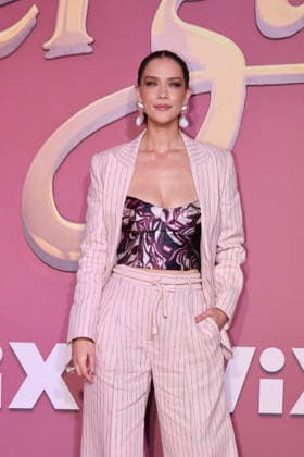 Los Encantos del Sinverguenza Red Carpet Carolina Miranda attends the red carpet for ˜Los Encantos del Sinverguenza™ tv series at Videocine. on April 22, 2026 in Mexico City, Mexico. (Photo by Yamak Perea Eyepix Group) Copyright: xYamakxPerea xEyepixxGroupx YP_22042026_181379
