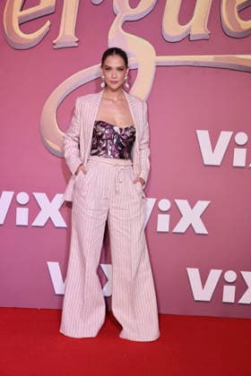 Los Encantos del Sinverguenza Red Carpet Carolina Miranda attends the red carpet for ˜Los Encantos del Sinverguenza™ tv series at Videocine. on April 22, 2026 in Mexico City, Mexico. (Photo by Yamak Perea Eyepix Group) Copyright: xYamakxPerea xEyepixxGroupx YP_22042026_181380