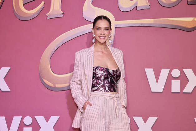 Los Encantos del Sinverguenza Red Carpet Carolina Miranda attends the red carpet for ˜Los Encantos del Sinverguenza™ tv series at Videocine. on April 22, 2026 in Mexico City, Mexico. (Photo by Yamak Perea Eyepix Group) Copyright: xYamakxPerea xEyepixxGroupx YP_22042026_181383