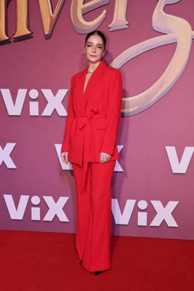 Los Encantos del Sinverguenza Red Carpet Elena Medina attends the red carpet for ˜Los Encantos del Sinverguenza™ tv series at Videocine. on April 22, 2026 in Mexico City, Mexico. (Photo by Yamak Perea Eyepix Group) Copyright: xYamakxPerea xEyepixxGroupx YP_22042026_181419