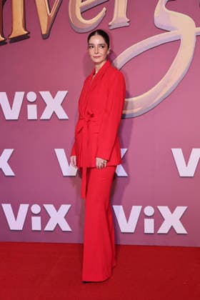 Los Encantos del Sinverguenza Red Carpet Elena Medina attends the red carpet for ˜Los Encantos del Sinverguenza™ tv series at Videocine. on April 22, 2026 in Mexico City, Mexico. (Photo by Yamak Perea Eyepix Group) Copyright: xYamakxPerea xEyepixxGroupx YP_22042026_181422