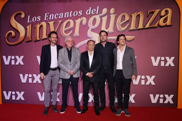 Los Encantos del Sinverguenza Red Carpet Juan Jose Cardona and Manolo Cardona attend the red carpet for ˜Los Encantos del Sinverguenza™ tv series at Videocine. on April 22, 2026 in Mexico City, Mexico. (Photo by Yamak Perea Eyepix Group) Copyright: xYamakxPerea xEyepixxGroupx YP_22042026_181427