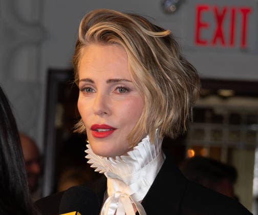 Arrivals for the New York premiere of Netflix s Apex at the Plaza Hotel Featuring: Charlize Theron Where: New York, United States When: 22 Apr 2026 Credit: Janet Mayer INSTARimages.com EDITORIAL USE ONLY. NOT FOR USE BY NEWSPAPERS BASED IN THE UK. Copyright: xx instar55637178