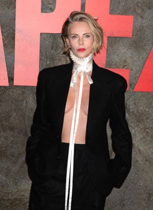 Arrivals for the New York premiere of Netflix s Apex at the Plaza Hotel Featuring: Charlize Theron Where: New York, United States When: 22 Apr 2026 Credit: Janet Mayer INSTARimages.com EDITORIAL USE ONLY. NOT FOR USE BY NEWSPAPERS BASED IN THE UK. Copyright: xx instar55637160