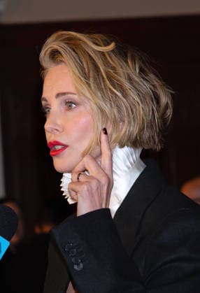 Arrivals for the New York premiere of Netflix s Apex at the Plaza Hotel Featuring: Charlize Theron Where: New York, United States When: 22 Apr 2026 Credit: Janet Mayer INSTARimages.com EDITORIAL USE ONLY. NOT FOR USE BY NEWSPAPERS BASED IN THE UK. Copyright: xx instar55637180