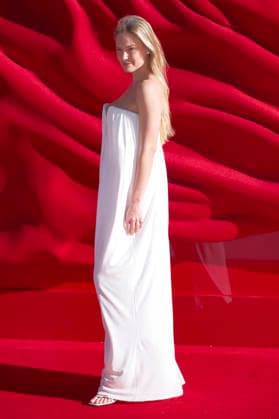 Bar Refaeli at the European premiere of the movie The Devil Wears Prada 2 The Devil Wears Prada 2 at Cineworld Leicester Square Vue West End London, 22 04 2026 Foto:xJ.xEdwardsx xFuturexImagex devil_6428