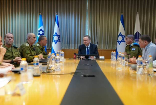 Katz meets Israeli military chiefs for security assessment TEL AVIV, ISRAEL - APRIL 23: (----EDITORIAL USE ONLY - MANDATORY CREDIT - ISRAELI MINISTRY OF DEFENSE HANDOUT - NO MARKETING NO ADVERTISING CAMPAIGNS - DISTRIBUTED AS A SERVICE TO CLIENTS----) Israeli Defense Minister Yisrael Katz holds a security situation assessment meeting with Chief of Staff Eyal Zamir and other senior commanders in Tel Aviv, Israel, on April 23, 2026. Israeli Ministry of Defense Anadolu Tel Aviv Israel. Editorial use only. Please get in touch for any other usage.  Copyright: x2026xAnadoluxIsraelixMinistryxofxDefensex