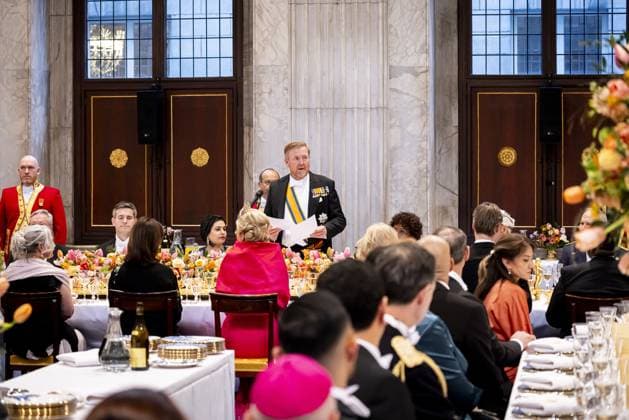 Amsterdam, The Netherlands, 2026-04-23 19:35:21 AMSTERDAM, 23-04-2026, Royal Palace on Dam Square. King Willem Alexander and Queen Maxima receive the Diplomatic Corps for a dinner at the Royal Palace on Dam Square. PHOTO: NLBeeld POOL Patrick van Katwijk Credit: NL Beeld Patrick van Emst  Copyright: xx x