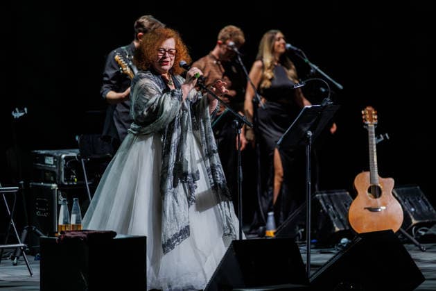 Music Concert - Sarah Jane Morris - The Sisterhood 2 Tour Sarah Jane Morris performs the Sisterhood 2 Tour on April 23, 2026 at Auditorium Parco della Musica, Rome, Italy Rome Auditorium Parco della Musica Italy Copyright: xEmanuelaxVertollix xLiveMediax LPM_2409382