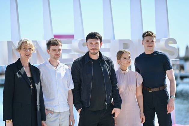 Half Man Photocall - The 9th Cannes Series International Festival. FC CANNES, FRANCE - APRIL 23 Sophie Gardiner, Mitchell Robertson, Richard Gadd, Alexandra Brodski and Stuart Campbell attends the Half Man Photocall at the 9th Cannes Series International Festival at Plage Du Majestic on April 23, 2026 in Cannes, France. Photo by Franck Castel ABACAPRESS.COM Cannes France  Copyright: xCastelxFranck ABACAx